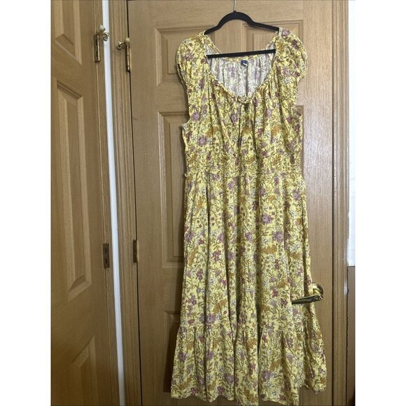 Old Navy Dresses & Skirts - Old Navy Women’s Yellow Floral Boho Midi Dress Size 3X Smocked Waist Cottagecore